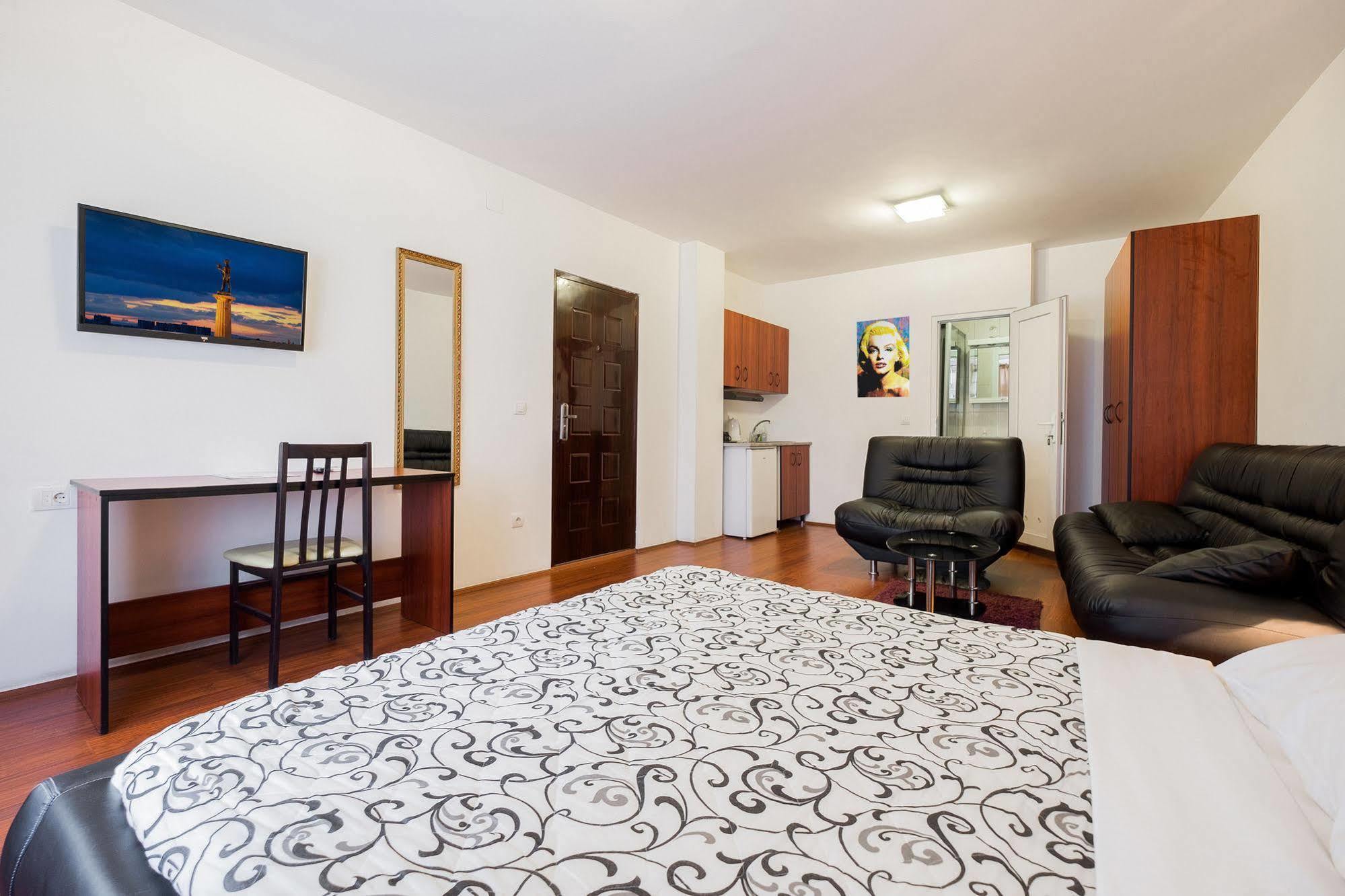 Downtown Apart Hotel Bane Belgrád Kültér fotó