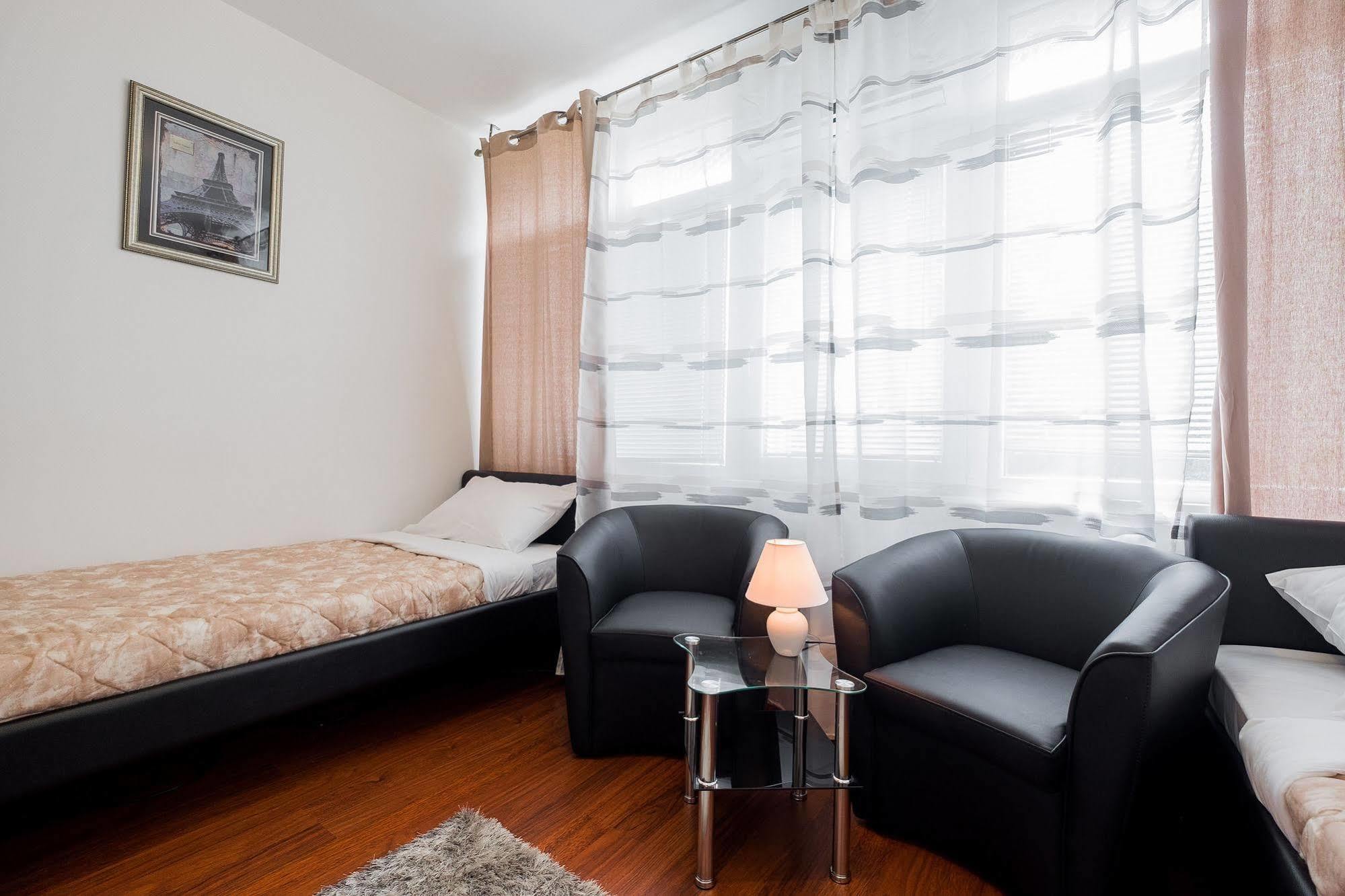Downtown Apart Hotel Bane Belgrád Kültér fotó